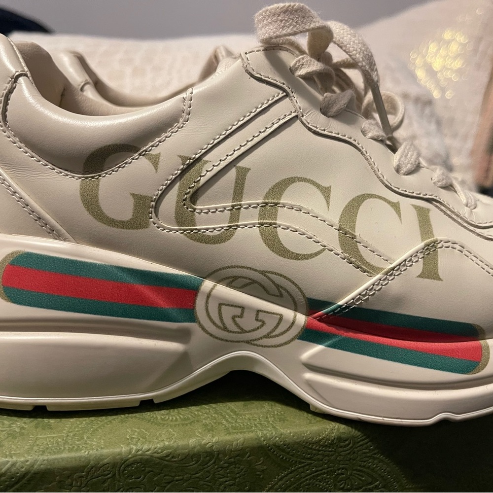Gucci Sneakers